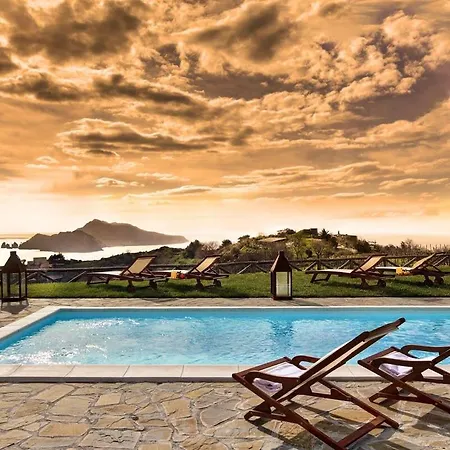 Villa Casa Del Capitano Stunning Views, Heated Pool And Concierge *