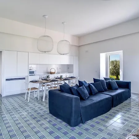 Casa Del Capitano Stunning Views, Heated Pool And Concierge Villa *