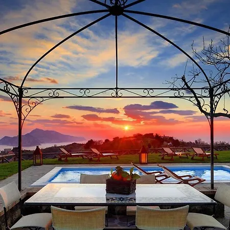 Villa Casa Del Capitano Stunning Views, Heated Pool And Concierge Nerano